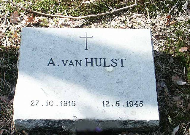A.v.Hulst A67.jpg
