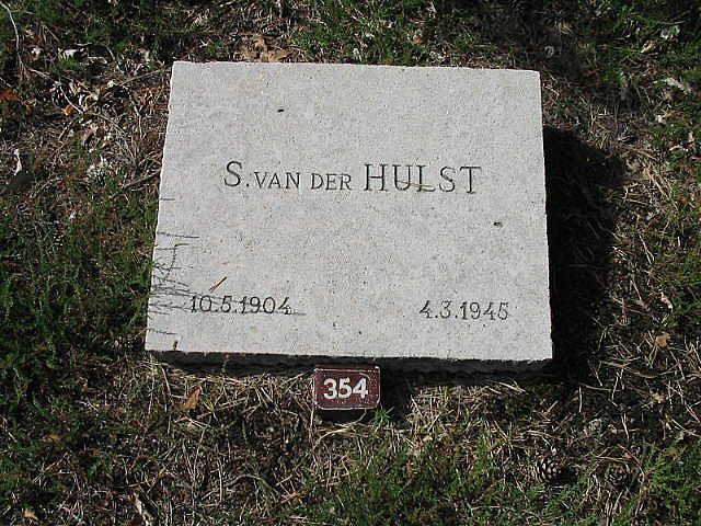 S.v.der Hulst.jpg