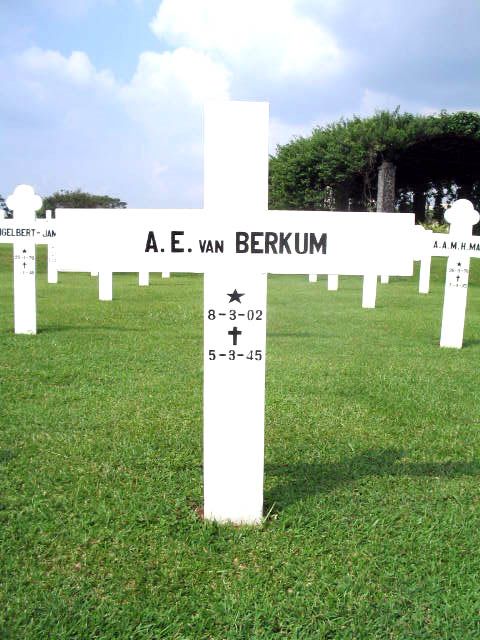 berkum.van.a.e.2005.jpg