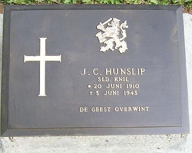 Hunslip.J.C.2007.jpg