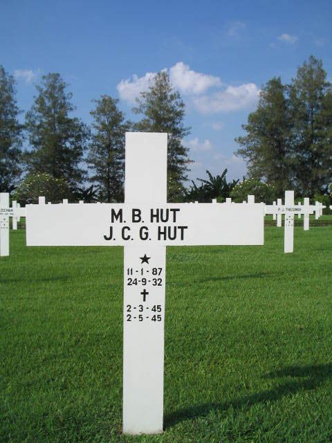 hut j.c.g..2004.jpg