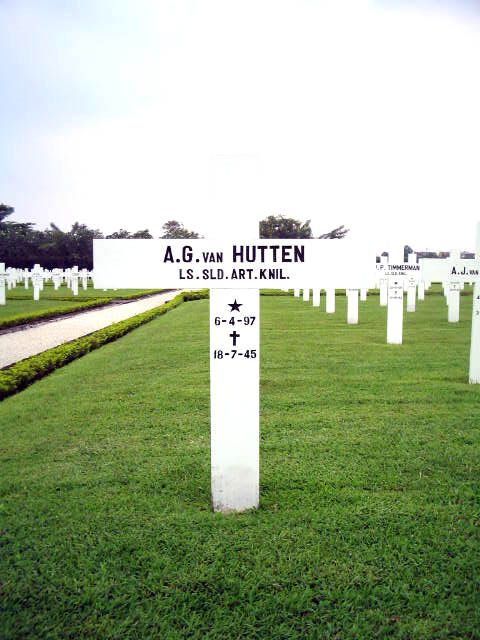 hutten.van.a.g.2005.jpg