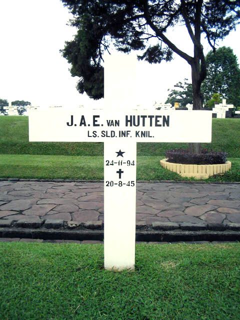 hutten.van.j.a.e.2005.jpg