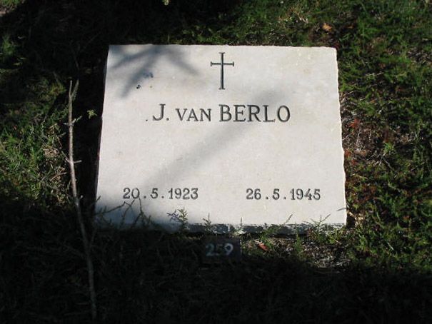 J.v.Berlo.jpg