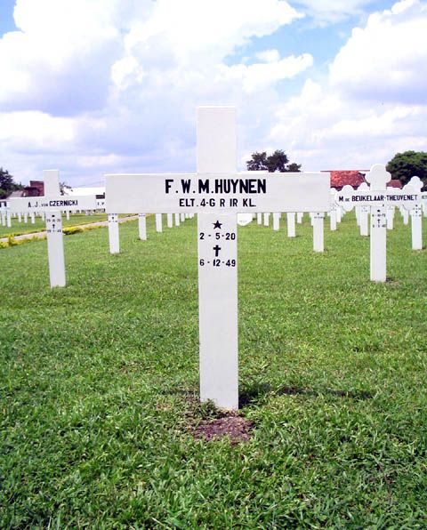 huynen.f.w.m.2005.jpg