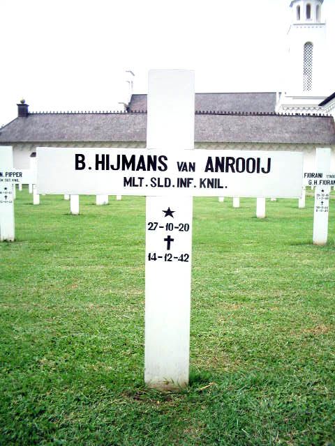 hijmans.anrooij.van.b.2005.jpg