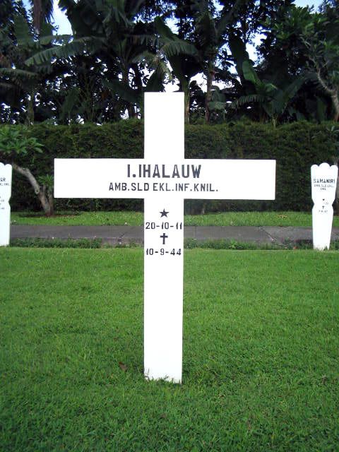ihalauw.i.2005.jpg