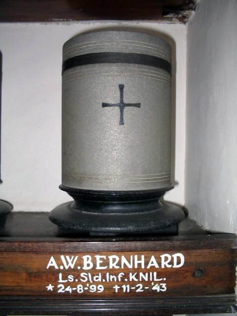 bernhard.a.w.2005(1).jpg