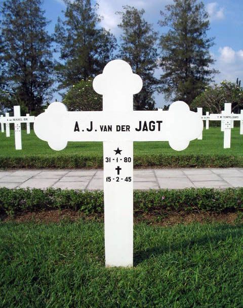 jagt van der a.j.2004.jpg