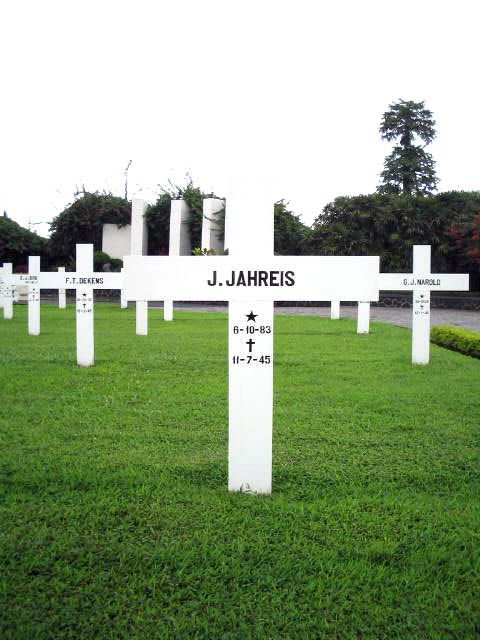 jahreis.j.2005.jpg