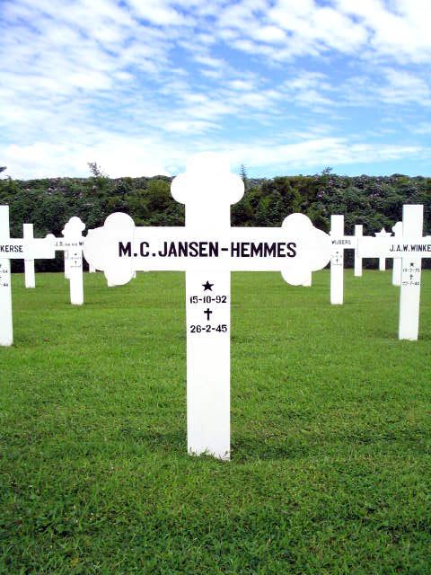 jansen.hemmes.m.c.2005.jpg