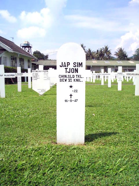 jap sim tjon.2005.jpg
