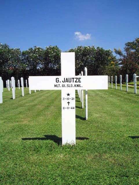 jautze.g.2005.jpg