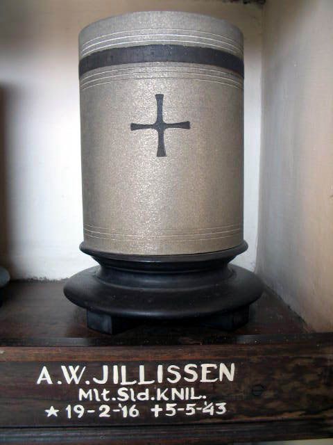 jillissen.a.w.2005.jpg
