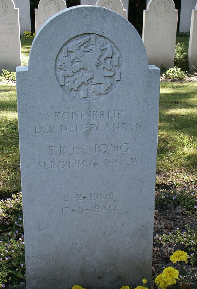 S.R.de Jong(1).jpg