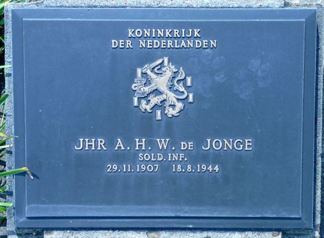 Jonge.A.H.W.de.2008.jpg