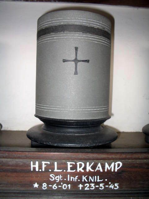 erkamp.h.f.l.2005.jpg
