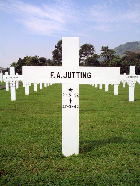 jutting.f.a.2005.jpg