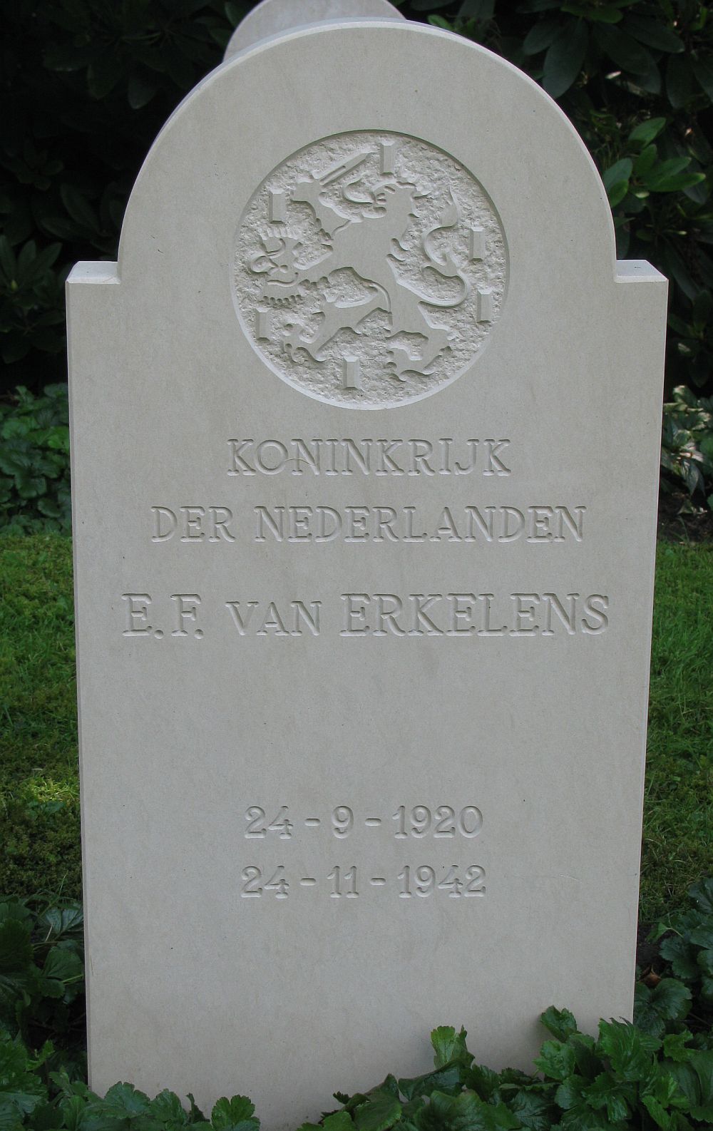 erkelens.e.f..jpg