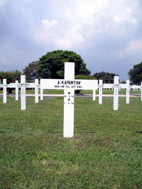 kapantow.a.2005.jpg