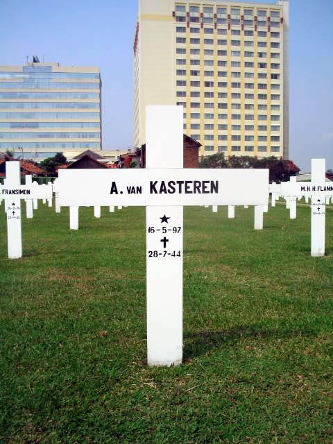 kasteren.van.a.2005.jpg