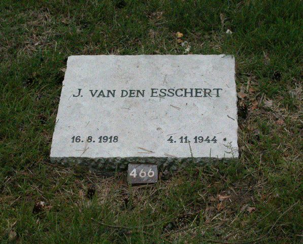 J.van den Esschert.jpg