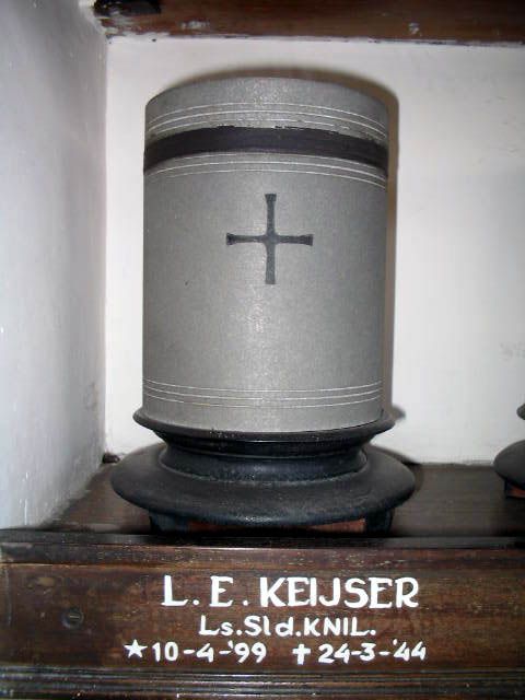 keijser.l.e.2005.jpg