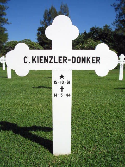 kienzler donker.c.2004.JPG