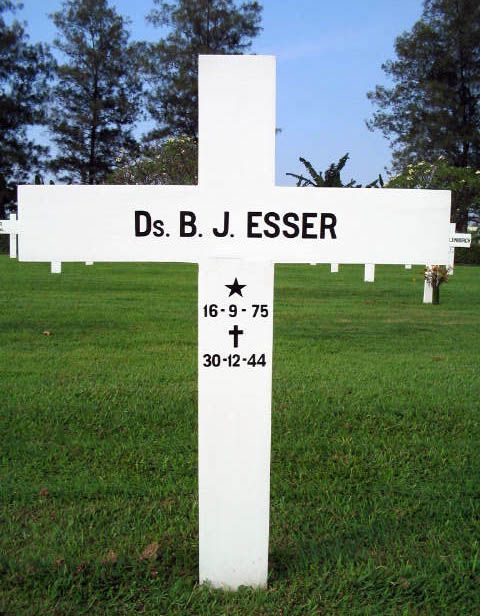 esser b.j.2004.jpg