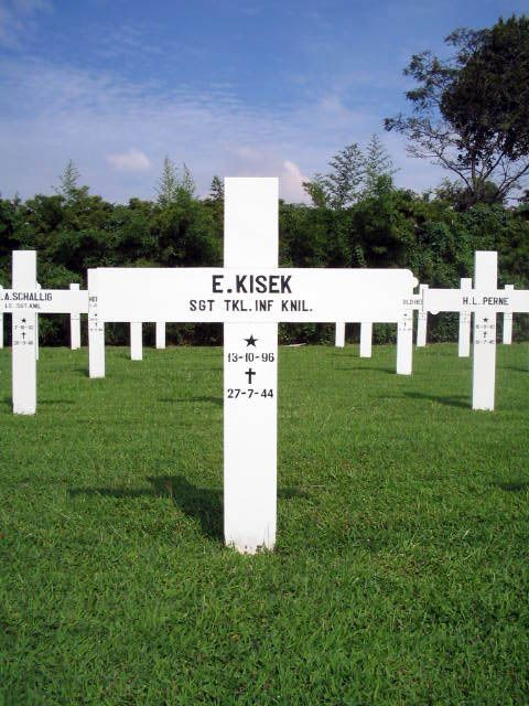 kisek.e.2005.jpg