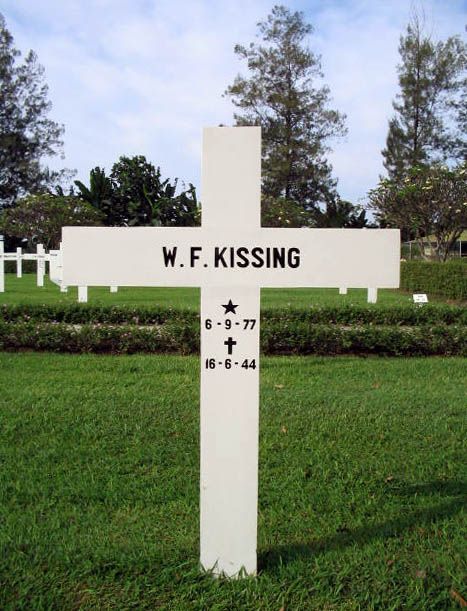 kissing w.f.jpg