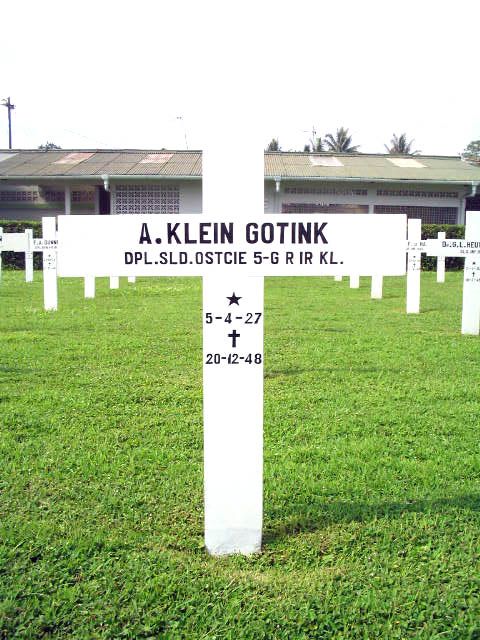 klein gotink.a.2005.jpg