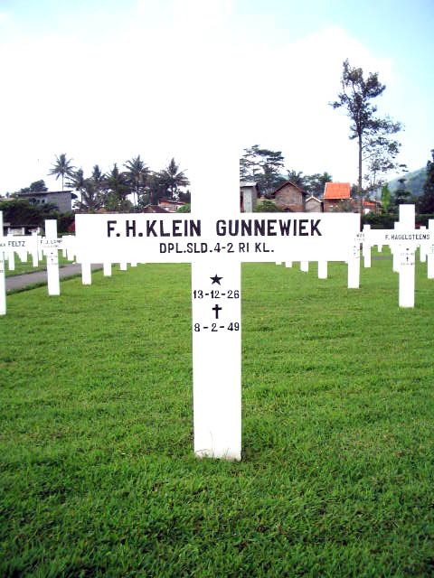 klein gunnewiek.f.h.2005.jpg