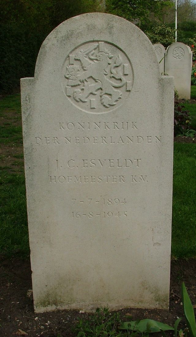 esveld.j.c.2008.jpg