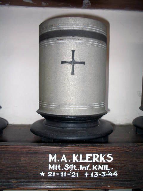 klerks.m.a.2005.jpg