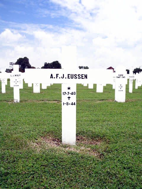 eussen.a.f.j.2005.jpg