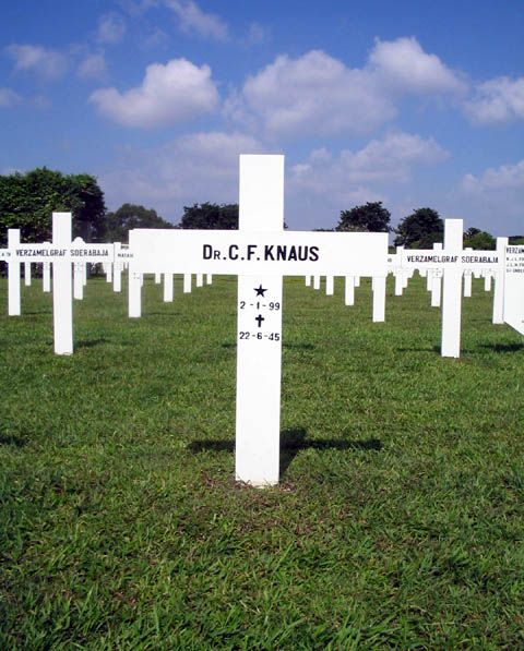 knaus.c.f.2005.jpg