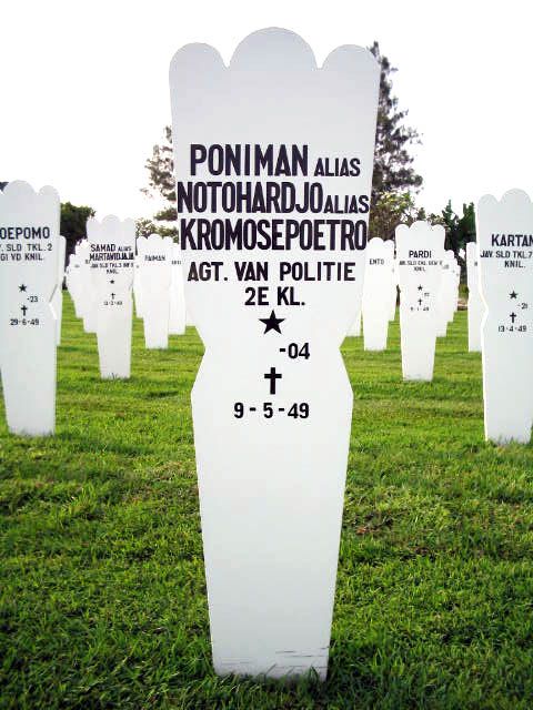 poniman a notohardjo a kromosepoetro.2004.jpg.JPG
