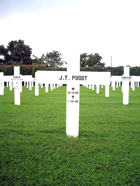 poodt.j.t.2005.jpg