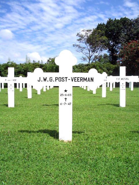 post.veerman.j.w.g.2005.jpg