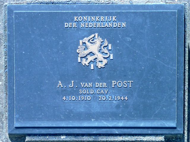 Post.A.J.van.der.2008.jpg