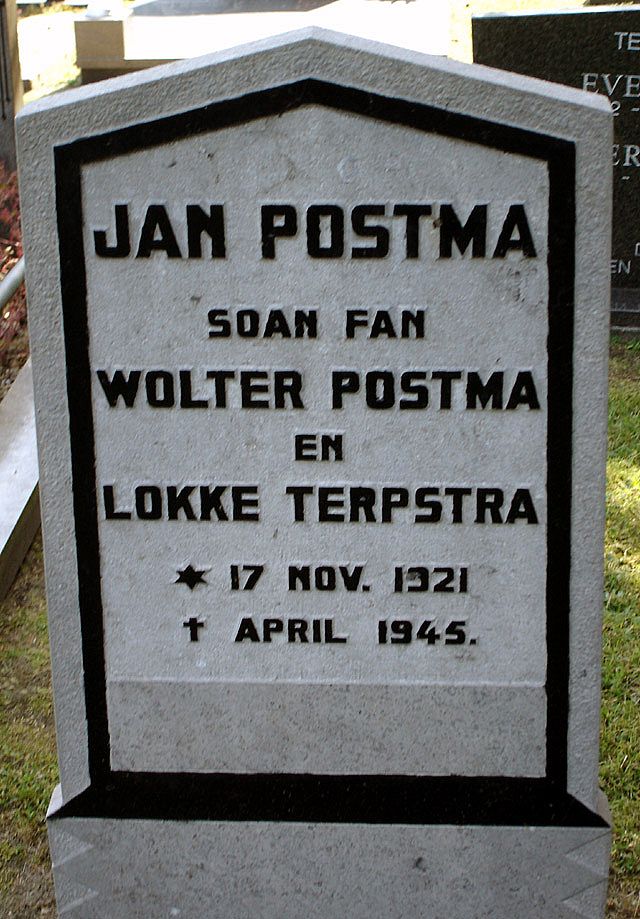 PostmaJ.2005.jpg