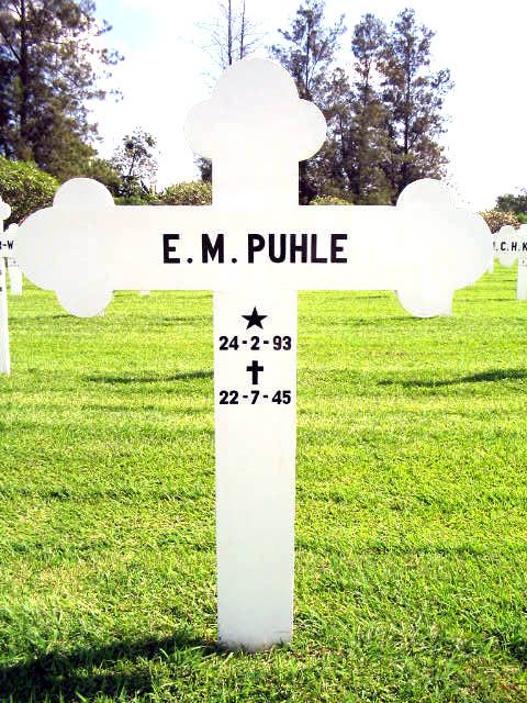 puhle.e.m.2004.jpg