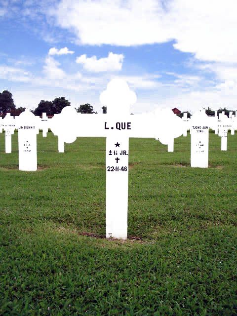 que.l.2005.jpg