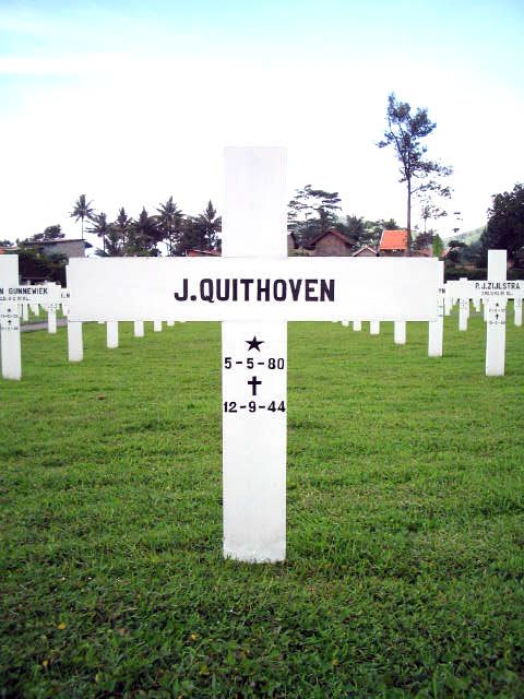 quithoven.j.2005.jpg