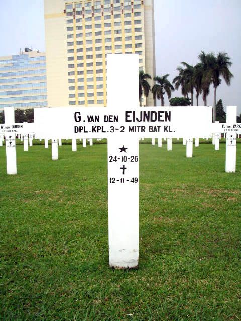 eijnden.v.den.g.2005.jpg