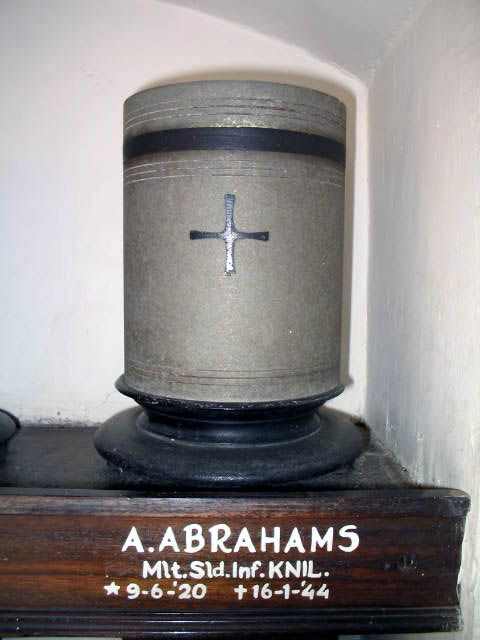 abrahams.a.2005.jpg