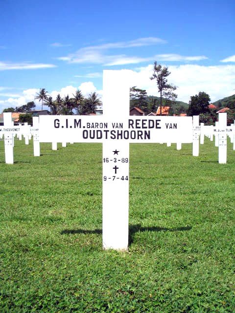 reede.v.oudtshoorn.van.g.i.m.2005.jpg