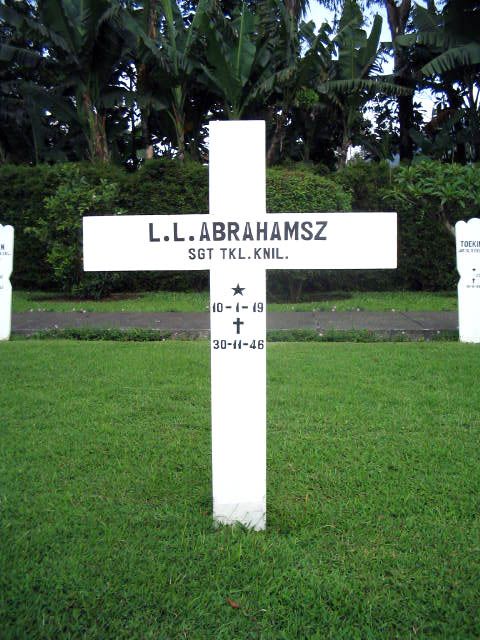 abrahamsz.l.l.2005.jpg