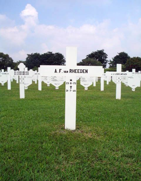 rheeden.van.a.f.2005.jpg